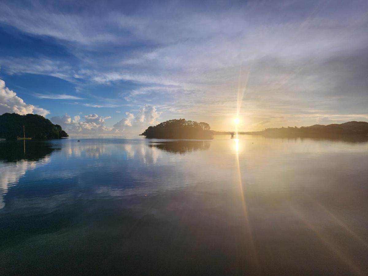 Novotel Suva Lami Bay Esterno foto