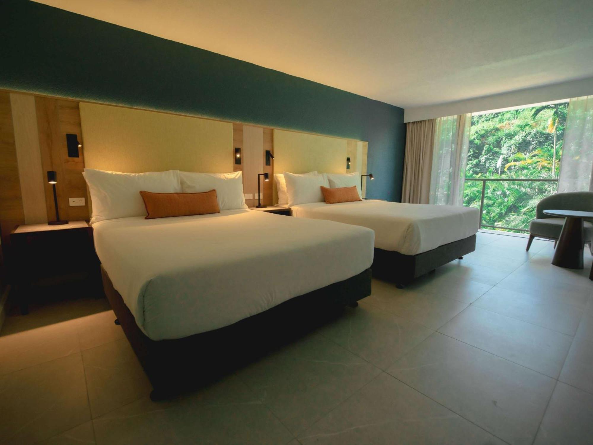 Novotel Suva Lami Bay Esterno foto