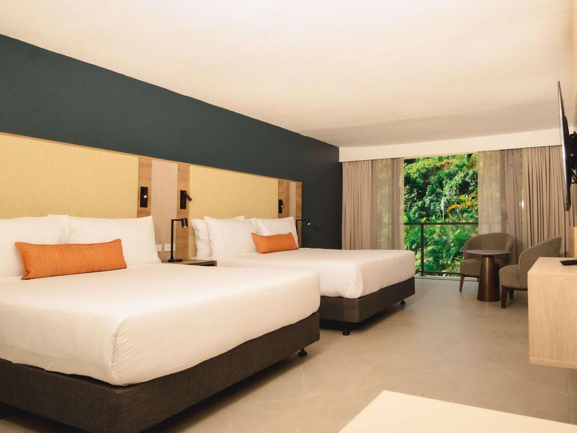 Novotel Suva Lami Bay Esterno foto