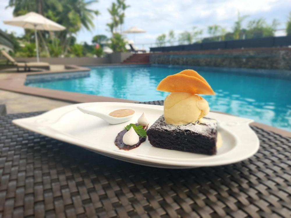 Novotel Suva Lami Bay Esterno foto