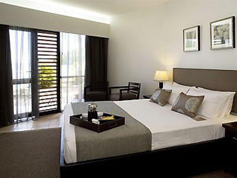 Novotel Suva Lami Bay Esterno foto